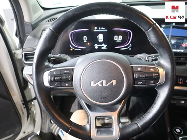 2023 - kia sportage