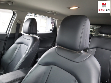 2023 - kia sportage