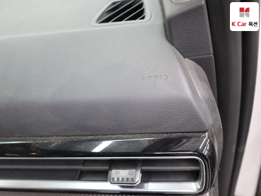2023 - kia sportage