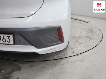 2020 - hyundai ioniq