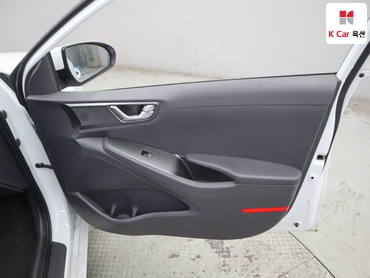 2020 - hyundai ioniq