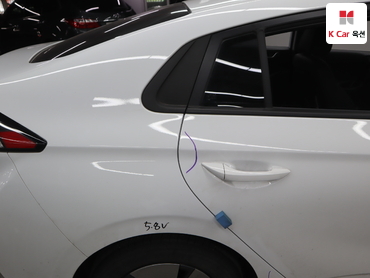 2020 - hyundai ioniq