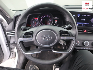 2021 - hyundai avante