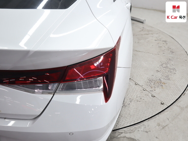 2021 - hyundai avante