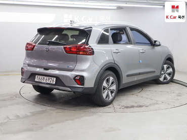 2020 - kia niro