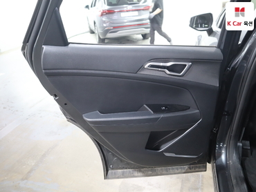 2022 - kia sportage