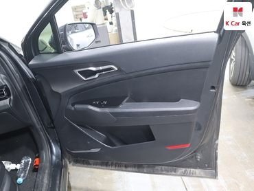 2022 - kia sportage