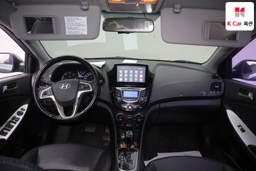 2014 - hyundai accent