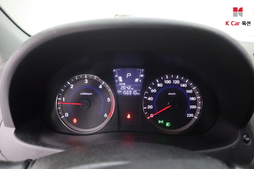 2014 - hyundai accent