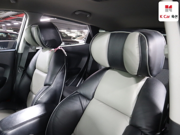 2011 - hyundai tucson