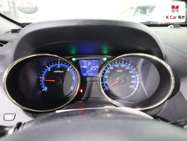 2011 - hyundai tucson