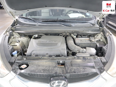 2011 - hyundai tucson