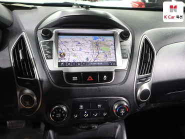 2011 - hyundai tucson