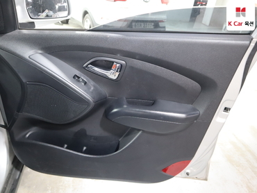 2011 - hyundai tucson