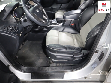 2011 - hyundai tucson