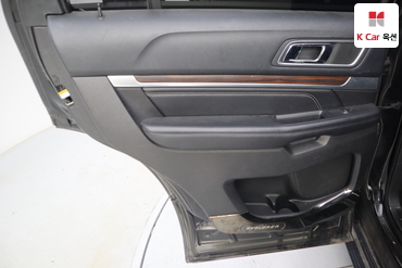 2016 - ford explorer