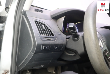 2011 - hyundai tucson