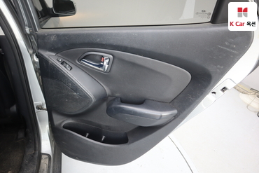 2011 - hyundai tucson