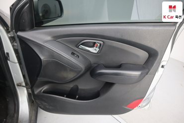 2011 - hyundai tucson
