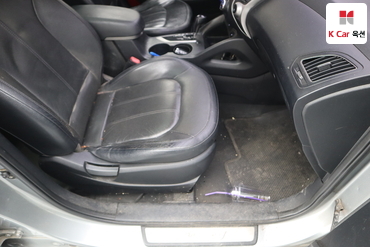 2011 - hyundai tucson
