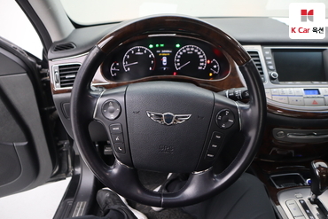 2010 - hyundai bh330