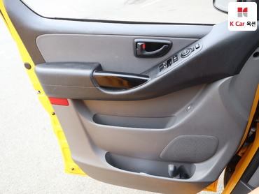 2019 - hyundai grand starex