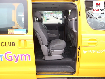 2019 - hyundai grand starex