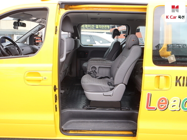 2019 - hyundai grand starex