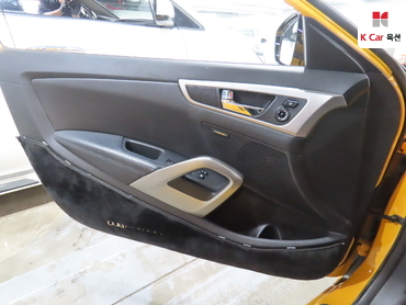 2012 - hyundai veloster