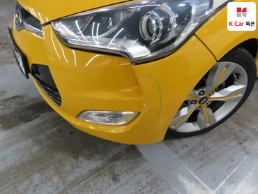 2012 - hyundai veloster