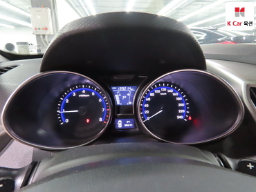 2012 - hyundai veloster
