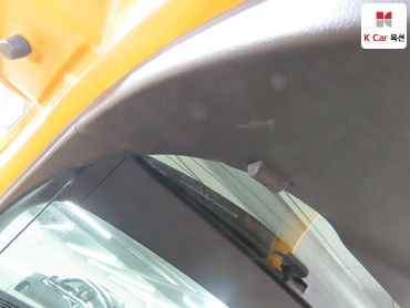 2012 - hyundai veloster