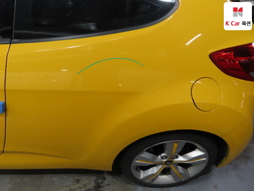 2012 - hyundai veloster
