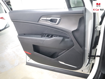 2023 - kia sportage