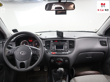 2011 - kia pride