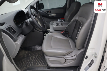 2014 - hyundai grand starex