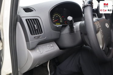 2014 - hyundai grand starex
