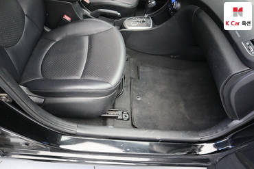 2012 - hyundai accent