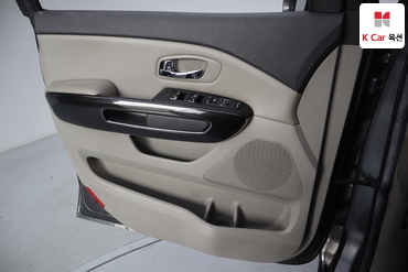2016 - kia carnival