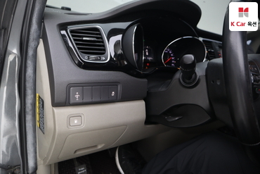 2016 - kia carnival