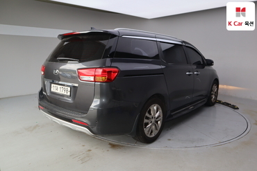 2016 - kia carnival