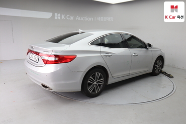 2014 - hyundai grandeur