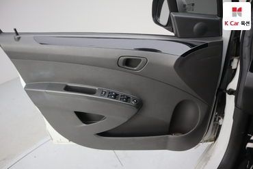 2015 - chevrolet spark