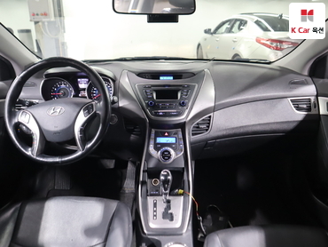 2014 - hyundai avante