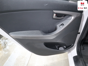 2014 - hyundai avante