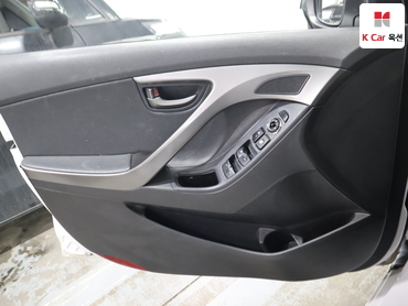 2014 - hyundai avante