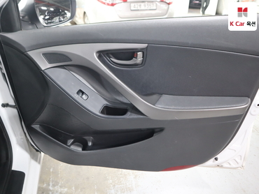 2014 - hyundai avante