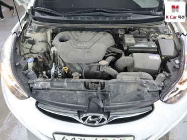 2014 - hyundai avante