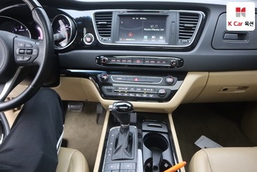 2016 - kia carnival
