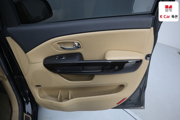 2016 - kia carnival
